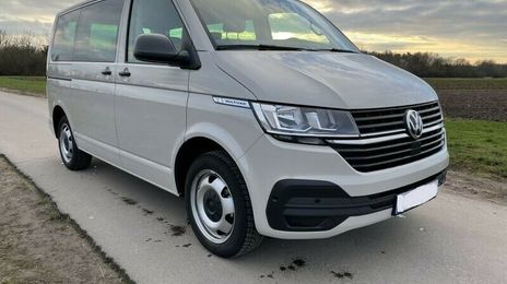 Volkswagen Multivan • 2020 • 92,900 km