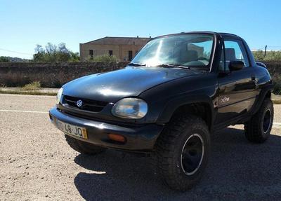 Suzuki Samurai • 1998 • 152,000 km