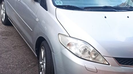 Mazda 5 • 2007 • 302,000 km