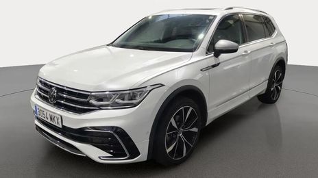 Volkswagen Tiguan • 2023 • 38,900 km