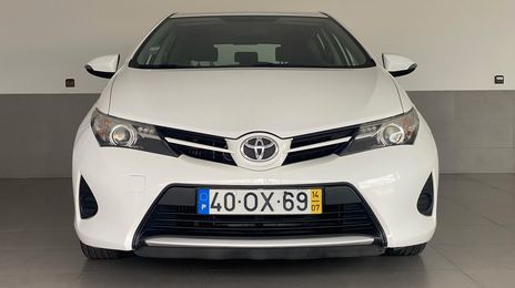 Toyota Auris • 2014 • 70,000 km