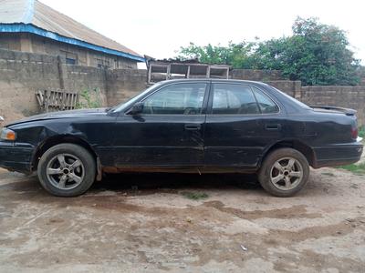 Toyota Camry • 1996 • 96,000 km