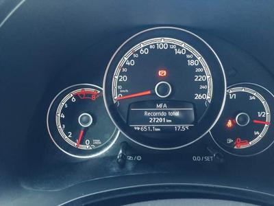 Volkswagen Beetle • 2017 • 27,200 km