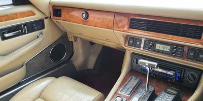 Jaguar XJR • 1993 • 173,084 km