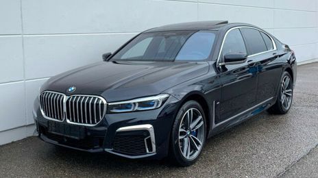 BMW 7 • 2020 • 40,000 km