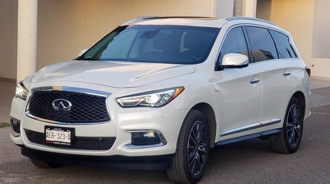 Infiniti QX60 • 2017 • 75,000 km