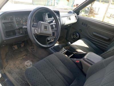 Mazda B2500 • 1998 • 193,000 km