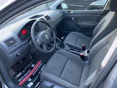 Volkswagen Golf • 2004 • 294,000 km