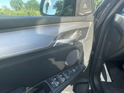 BMW X5 • 2015 • 203,457 km