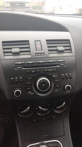 Mazda 3 • 2013 • 23,100 km
