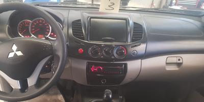 Mitsubishi L200 • 2013 • 160,000 km