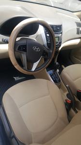 Hyundai Accent • 2015 • 75,000 km