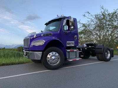Freightliner M2106 • 2008 • 650,000 km
