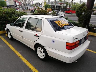 Volkswagen Jetta • 1998 • 198,000 km