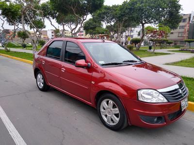Renault Logan • 2012 • 82,000 km