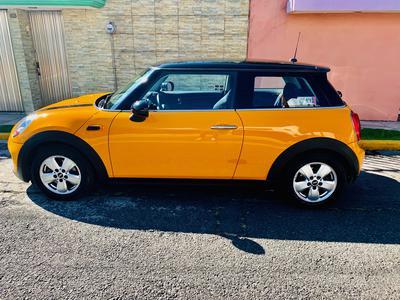 MINI Cooper • 2015 • 40,000 km