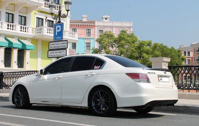 Honda Accord • 2008 • 290,000 km