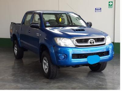 Toyota Hilux • 2015 • 25,000 km