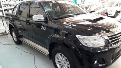 Toyota Hilux • 2015 • 40,000 km