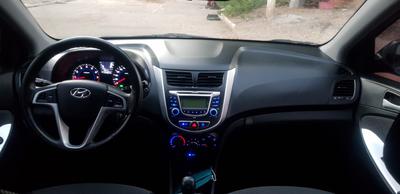 Hyundai Accent • 2012 • 150,000 km