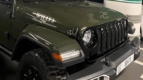 Jeep Gladiator • 2023 • 75,000 km