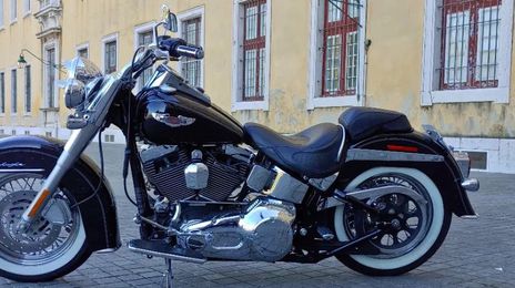 Harley Davidson heritage softail classic • 2006 • 49,000 km