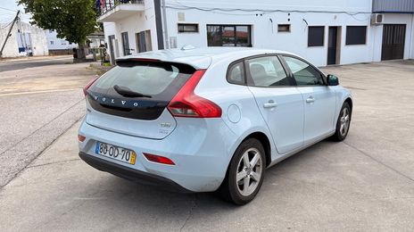 Volvo V40 • 2026 • 226,000 km