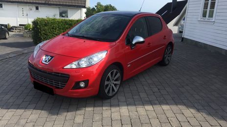 Peugeot 207 • 2010 • 105,000 km