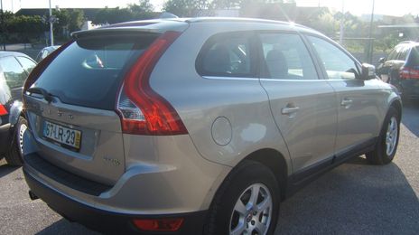 Volvo XC60 • 2011 • 48,990 km