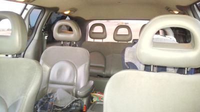 Chrysler Grand Voyager • 2006 • 315,000 km