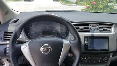 Nissan Sentra • 2013 • 75,000 km