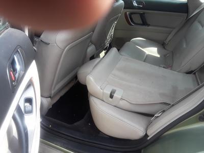 Subaru Outback • 2005 • 200,000 km
