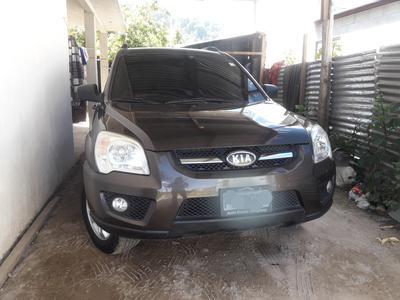 Kia Sportage • 2010 • 128,033 km