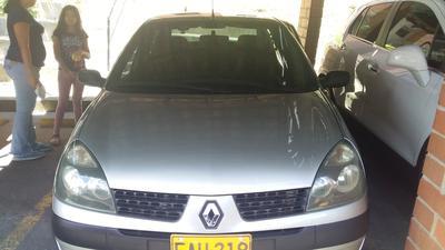 Renault Symbol • 2004 • 172,000 km
