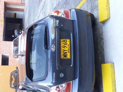 Hyundai Accent • 2009 • 121,000 km
