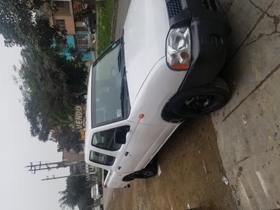 Nissan Frontier • 2008 • 100 km