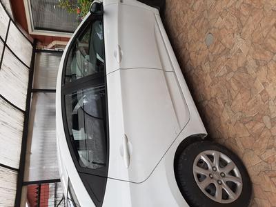 Hyundai Accent • 2014 • 75,000 km