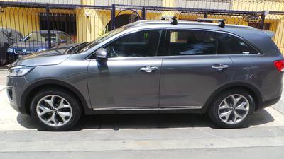 Kia Sorento • 2016 • 32,000 km
