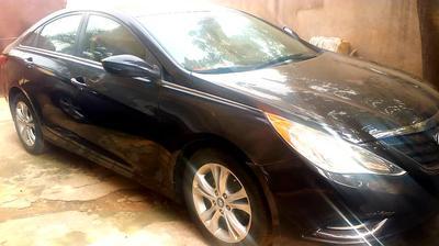 Hyundai Sonata • 2011 • 68,000 km