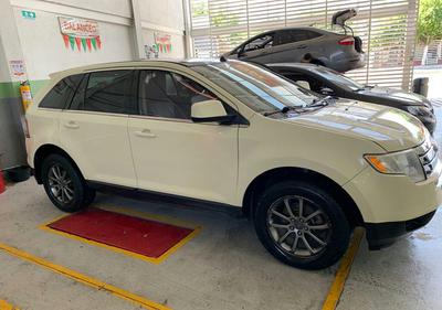 Ford Edge • 2008 • 105,000 km