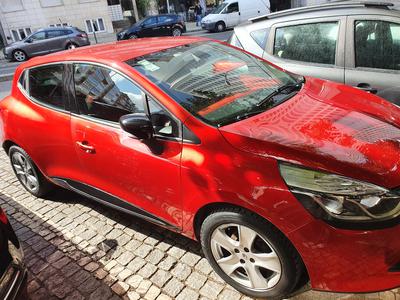Renault Clio • 2013 • 251,000 km