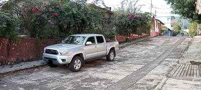 Toyota 4-Runner • 2013 • 120,000 km