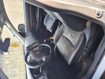 Peugeot 4008 • 2015 • 43,000 km