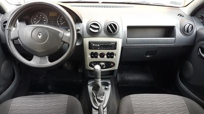 Renault Logan • 2011 • 67,500 km