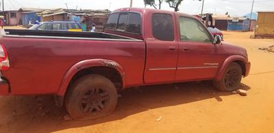 Toyota Tundra • 2007 • 100,000 km