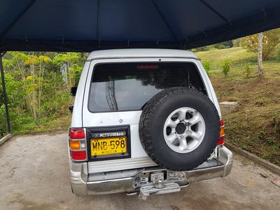 Mitsubishi Montero • 2005 • 299,000 km