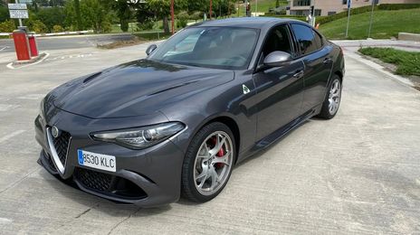 Alfa Romeo Giulia • 2018 • 52,000 km