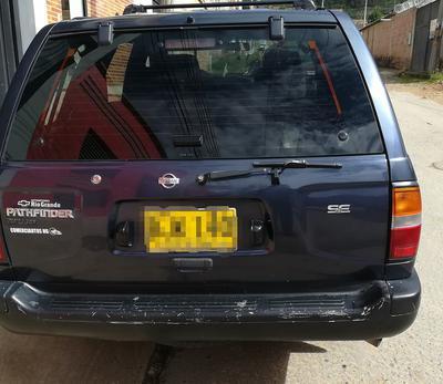 Nissan Pathfinder • 1998 • 100,000 km