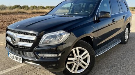 Mercedes-Benz GL-Class • 2014 • 229,000 km