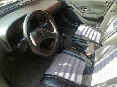 Peugeot 405 • 1995 • 200,000 km